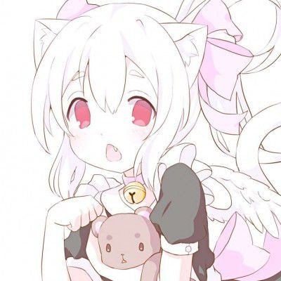 美女COS《巫师3》叶奈法惊艳绝伦 白嫩香肩紫眸勾人